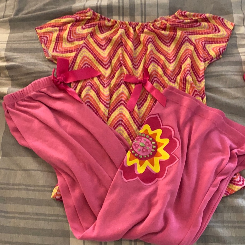Girls pajama set